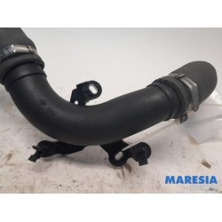 Renault - Clio - Intercooler hose