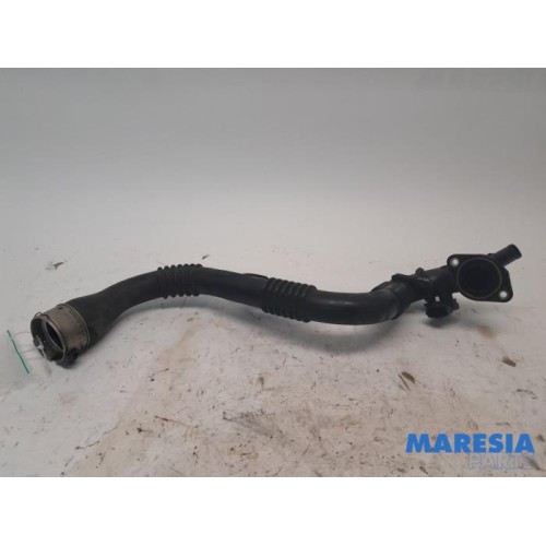 Renault - Clio - Intercooler tube