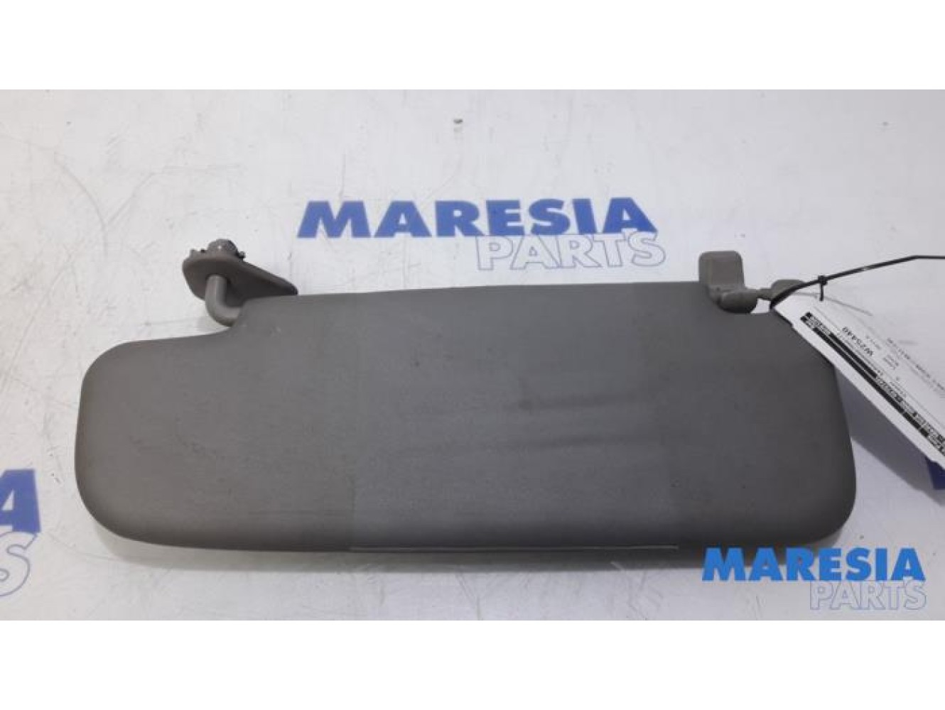 Alfa Romeo - Giulietta - Sun visor