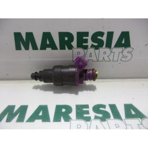 Renault - Clio - Injector (petrol injection)