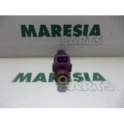 Renault - Clio - Injector (petrol injection)