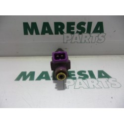 Renault - Clio - Injector (petrol injection)