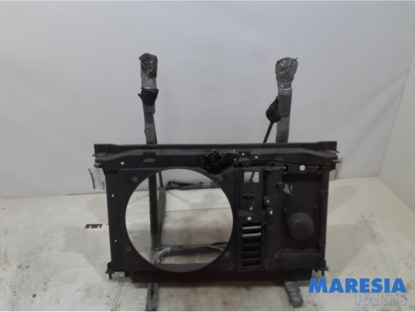 Peugeot - 307 - Front panel