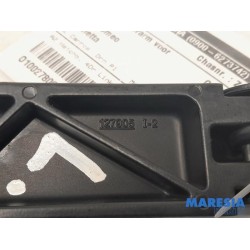 Alfa Romeo - Giulietta - Front wiper arm
