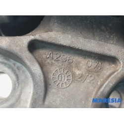 Alfa Romeo - Giulietta - Engine mount
