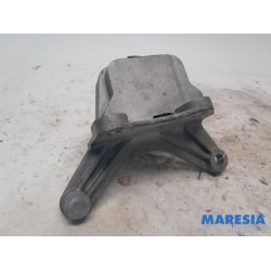 Alfa Romeo - Giulietta - Versnellingsbak Steun