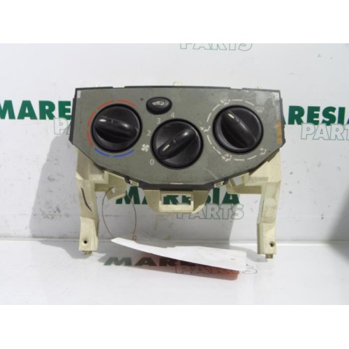 Renault - Trafic - Heater control panel