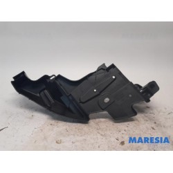 Renault - Megane - Front bumper bracket, left