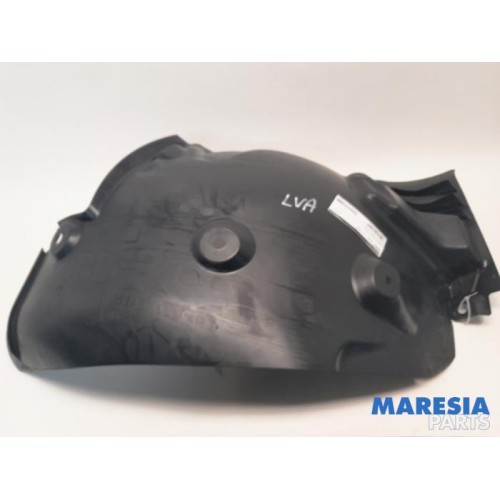 Renault - Megane - Wheel arch liner