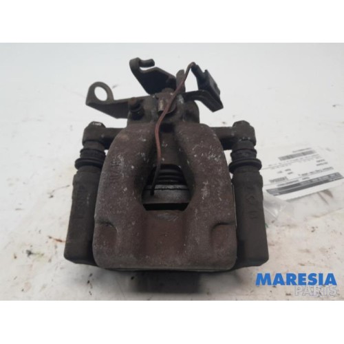 Alfa Romeo - Giulietta - Rear brake calliper, left