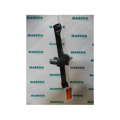 Fiat - Punto - Window mechanism 2-door, front left
