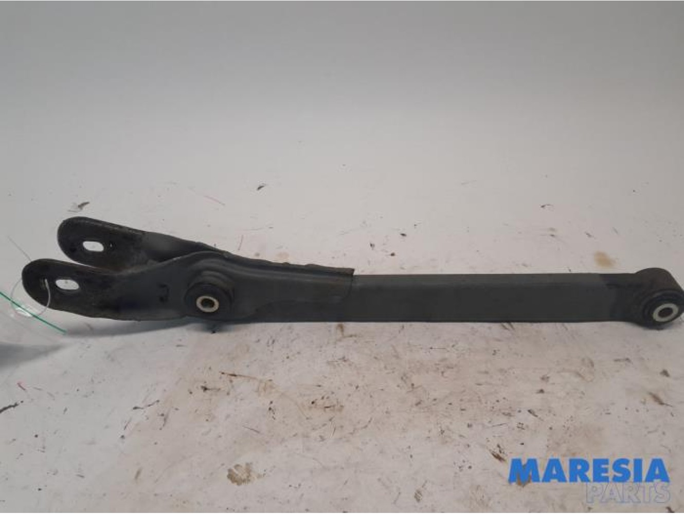 Alfa Romeo - Giulietta - Rear lower wishbone, left