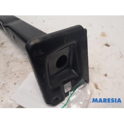 Peugeot - 207 - Front part support