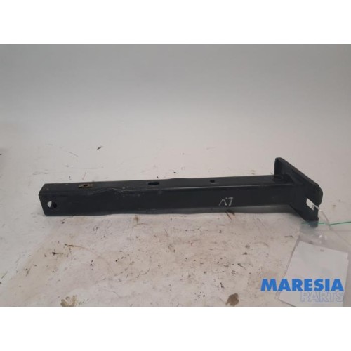 Peugeot - 207 - Support partie avant