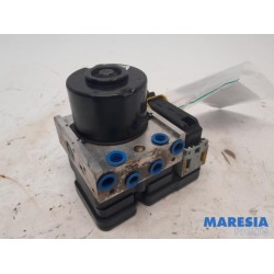 Peugeot - 207 - ABS pump