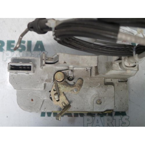 Peugeot - 307 - Rear door mechanism 4-door, right