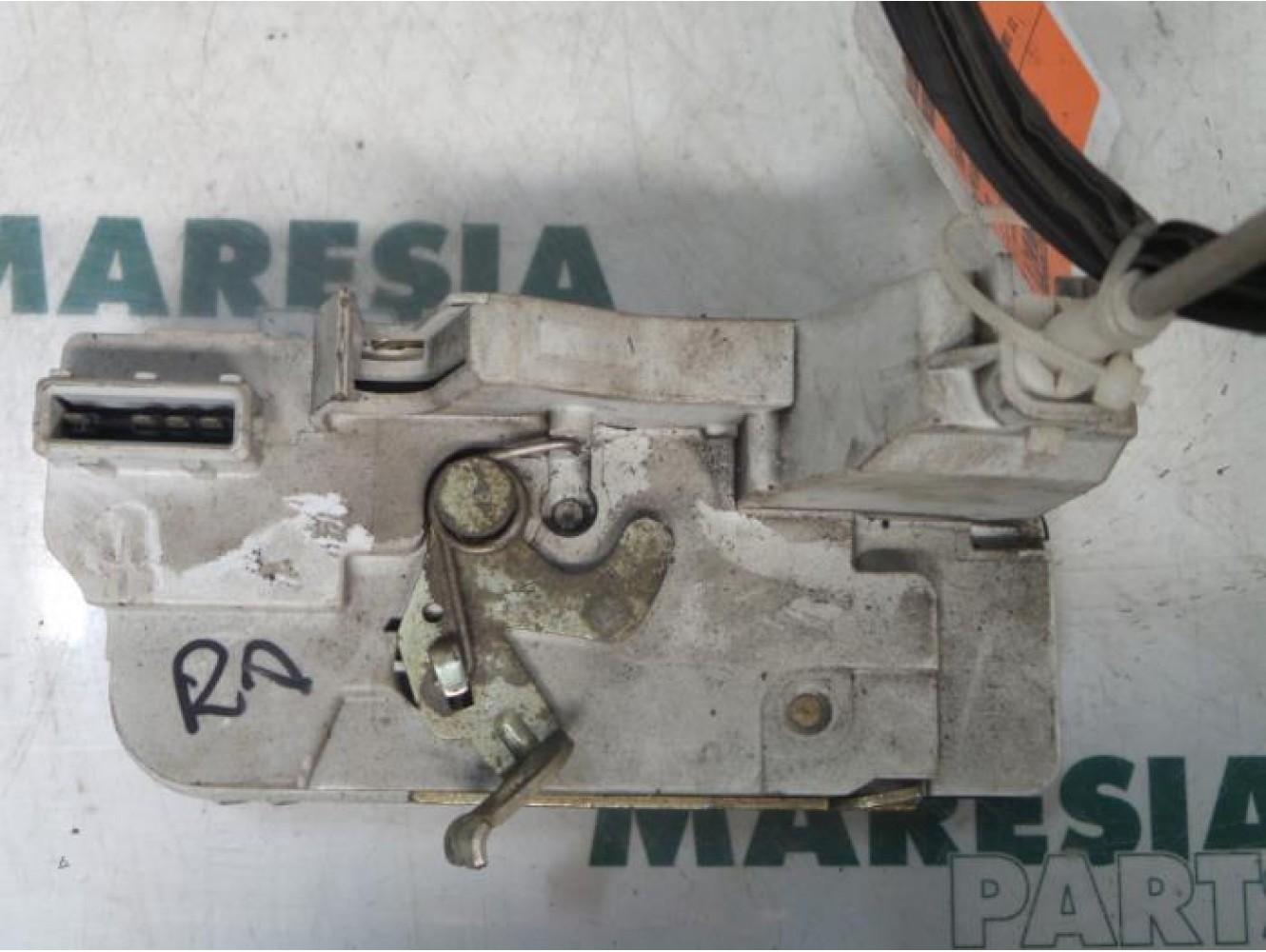 Peugeot - 307 - Rear door mechanism 4-door, right