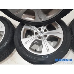 Renault - Scenic - Sportvelgenset + banden