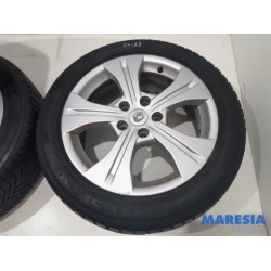 Renault - Scenic - Sportvelgenset + banden
