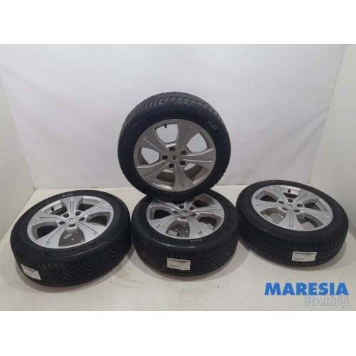 Renault - Scenic - Sportvelgenset + banden