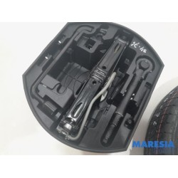 Citroen - C3 - Krikset + reservewiel