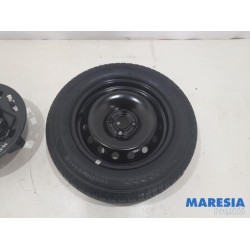 Fiat - Punto - Krikset + reservewiel