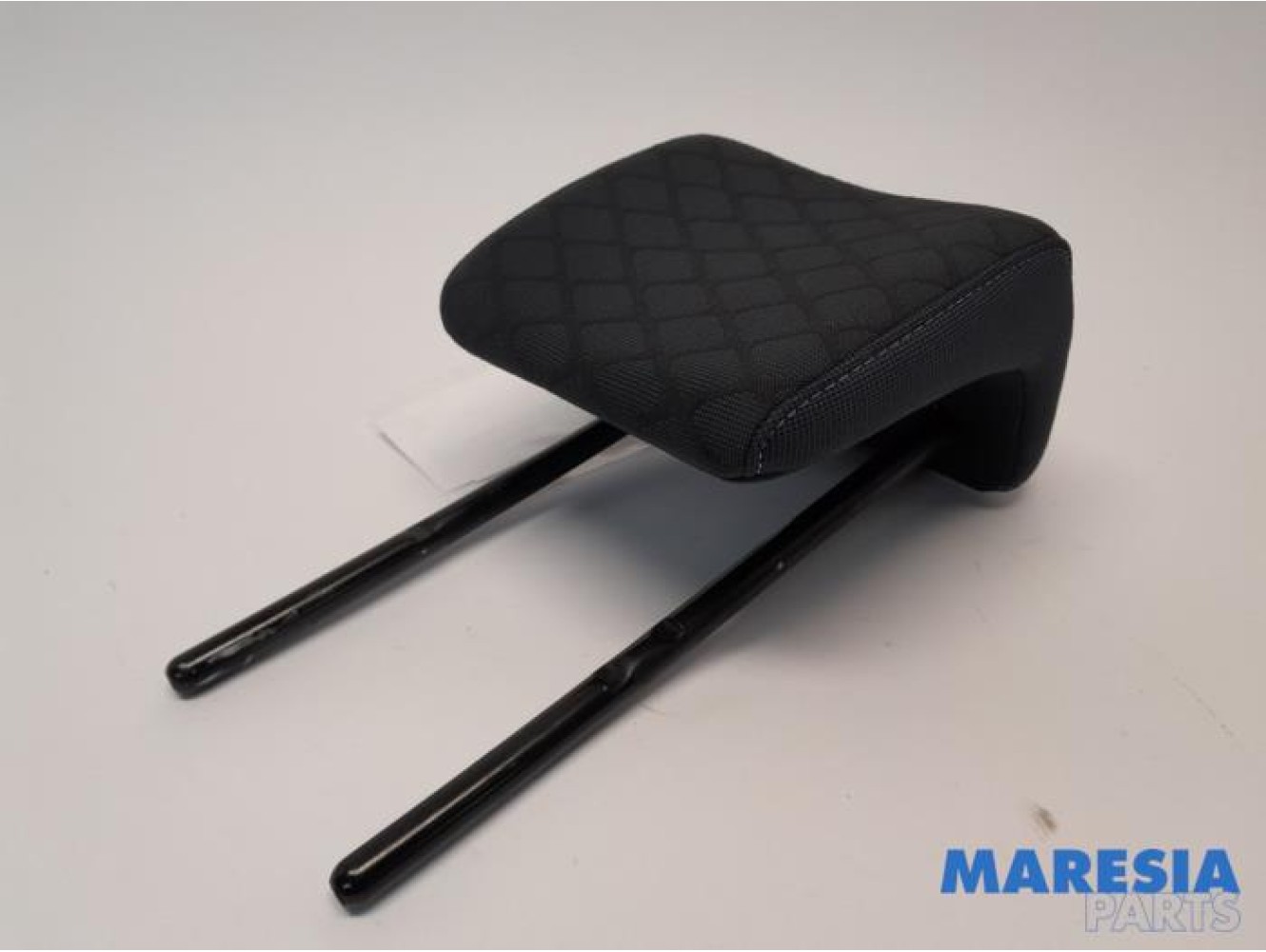 Renault - Grand Scenic - Headrest