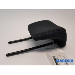 Renault - Grand Scenic - Headrest