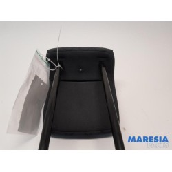 Renault - Grand Scenic - Headrest