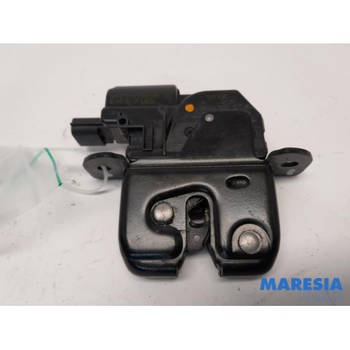 Renault - Grand Scenic - Tailgate lock mechanism