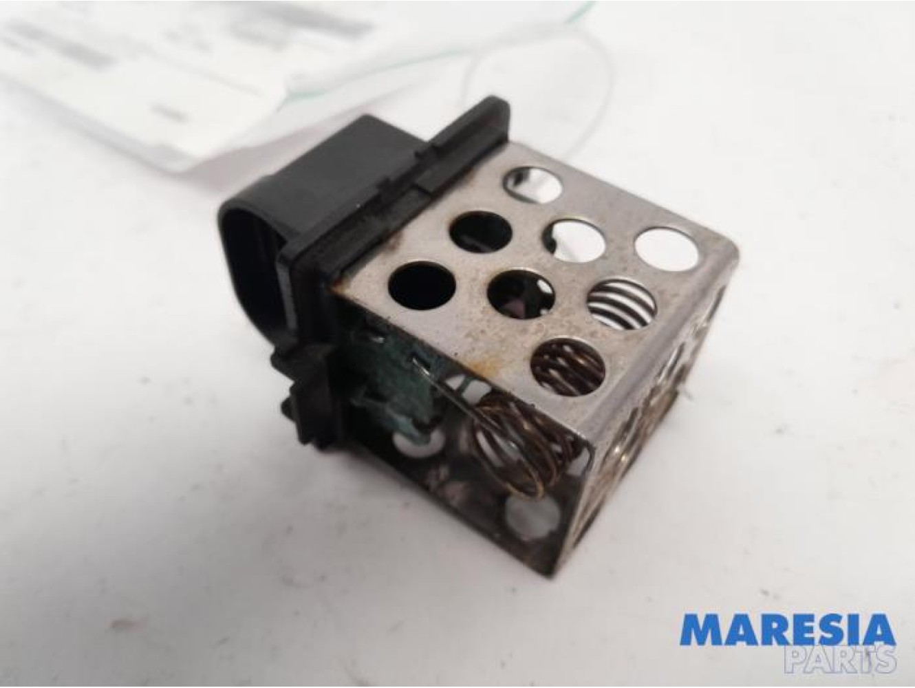 Renault - Grand Scenic - Cooling fan resistor
