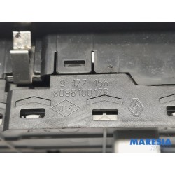 Renault - Grand Scenic - Multi-functional window switch