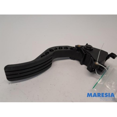 Renault - Grand Scenic - Gaspedaalpositie Sensor
