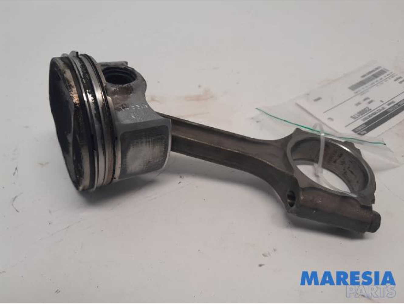 Renault - Megane - Connecting rod