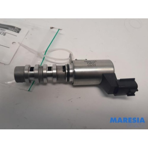 Renault - Megane - Camshaft adjuster