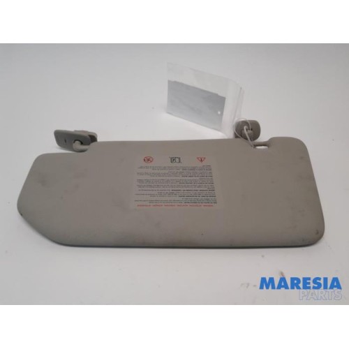 Renault - Grand Scenic - Sun visor