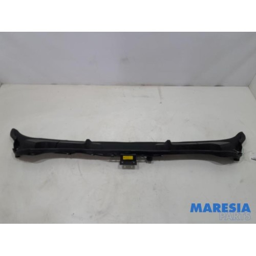 Peugeot - Boxer - Cowl top grille
