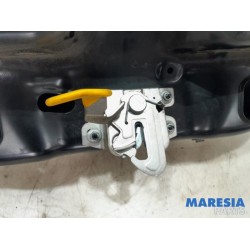 Peugeot - Boxer - Schlossträger vorne