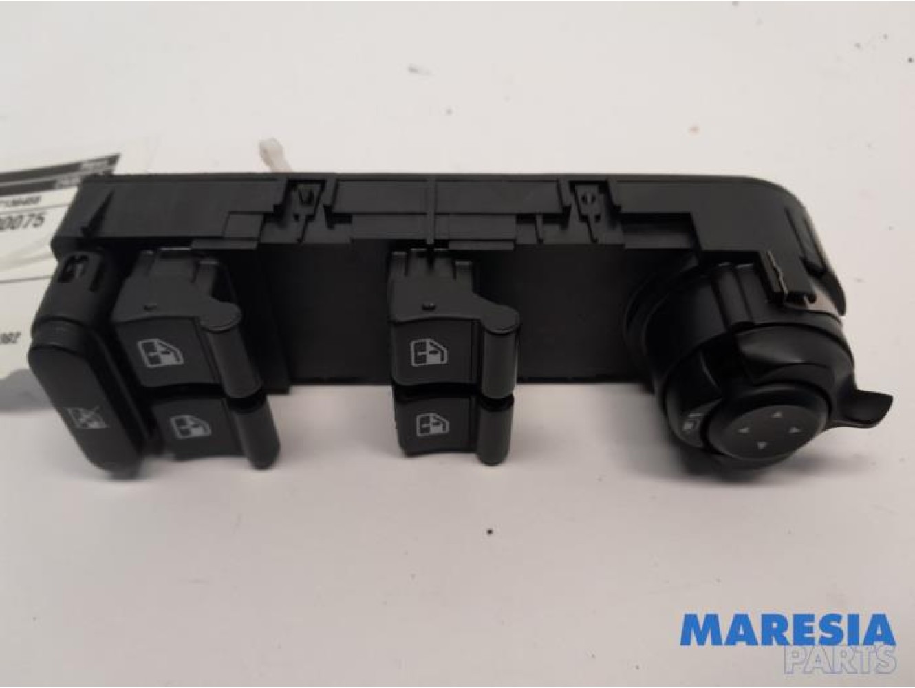 Alfa Romeo - Giulietta - Multi-functional window switch