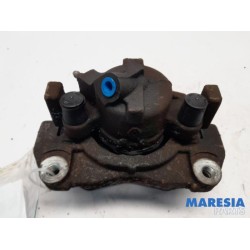 Renault - Megane - Front brake calliper, left