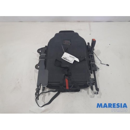 Peugeot - 5008 - Sitz hinten