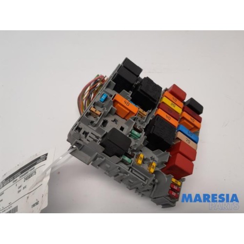 Alfa Romeo - Giulietta - Fuse box