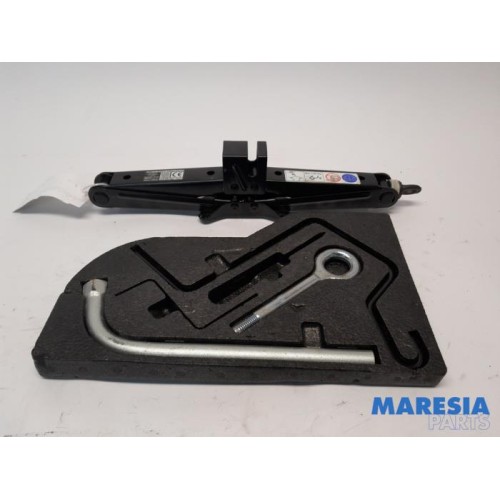 Alfa Romeo - Giulietta - Jack set