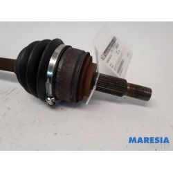 Renault - Megane - Aandrijfas links-voor
