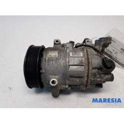 Renault - Megane - Air conditioning pump