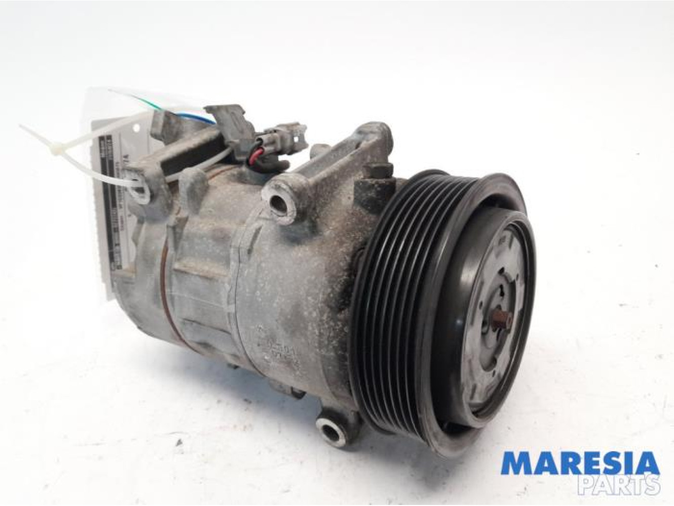 Renault - Megane - Air conditioning pump