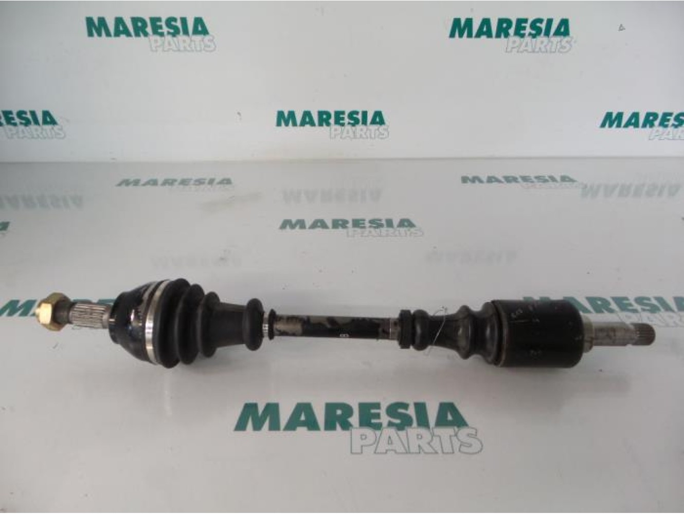 Peugeot - 306 - Aandrijfas links-voor