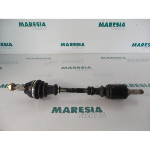Peugeot - 306 - Aandrijfas links-voor