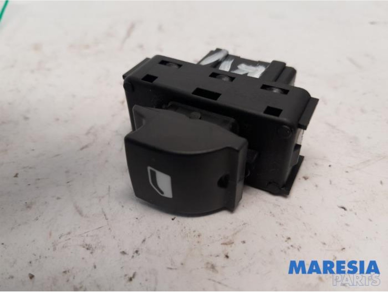 Citroen - C3 - Electric window switch