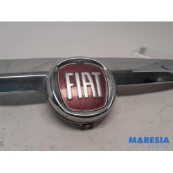 Fiat - Punto - Grill